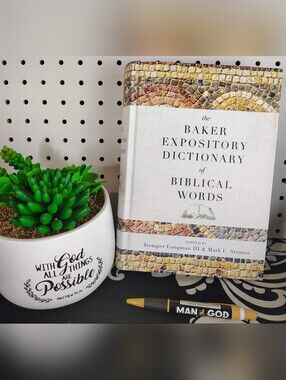 Baker Expository Dictionary of Biblical Words – White Cover